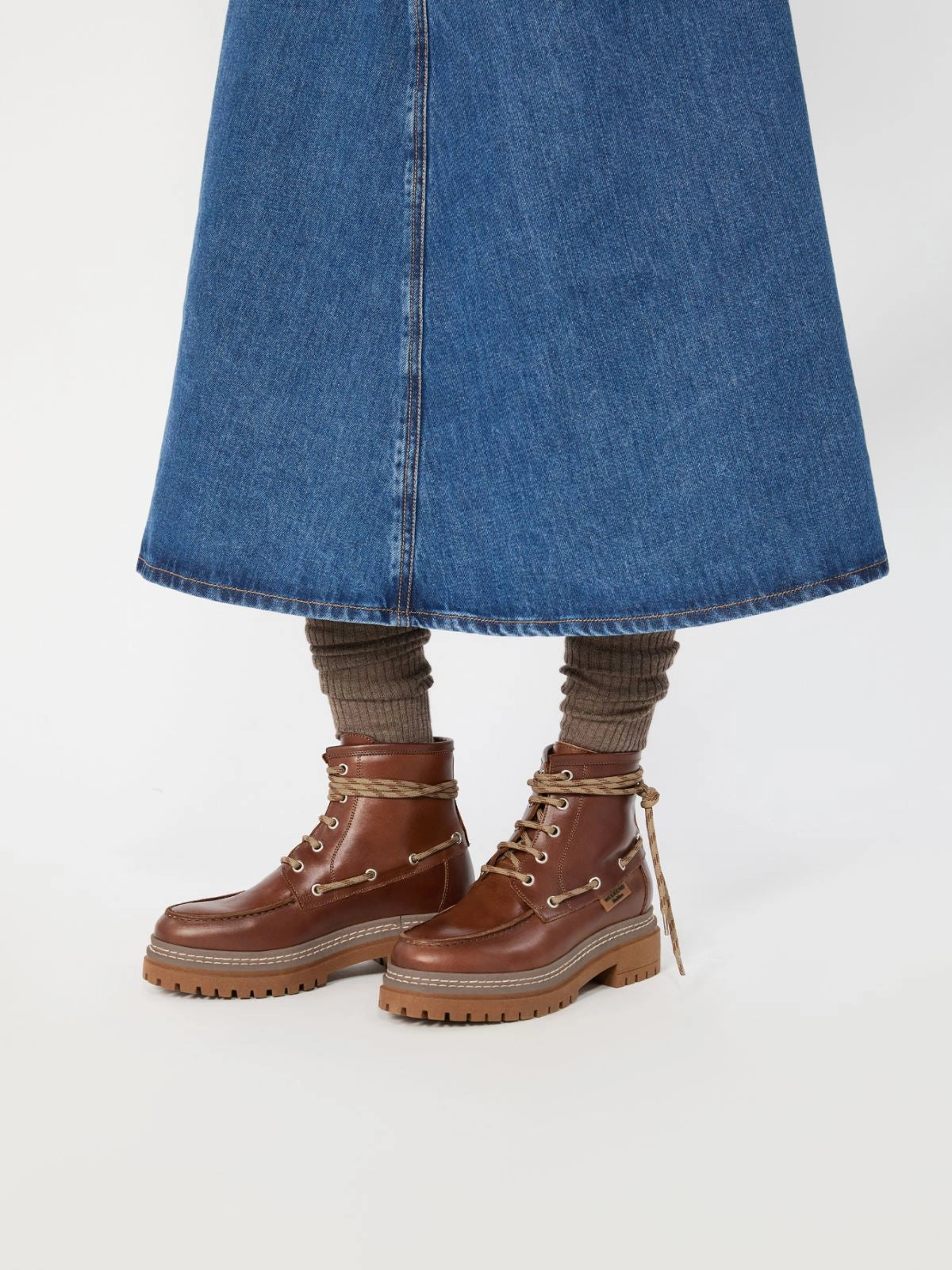 Pantone Boots