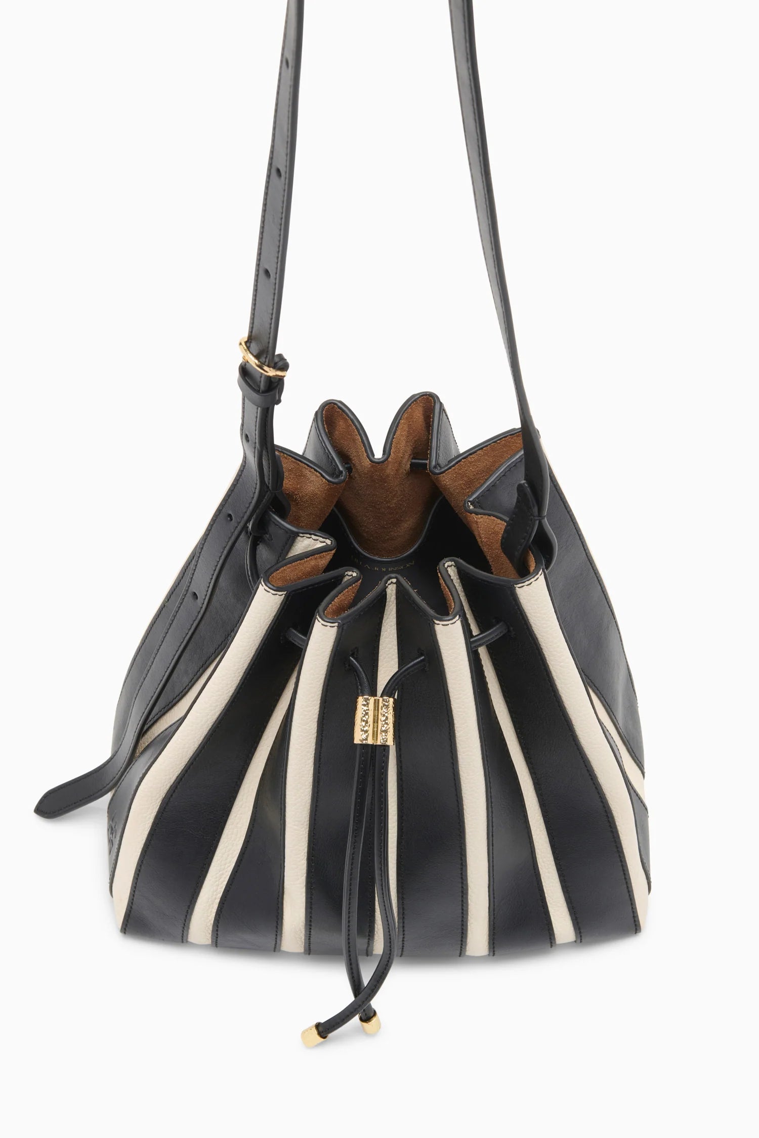 Alma Everyday Bucket Bag