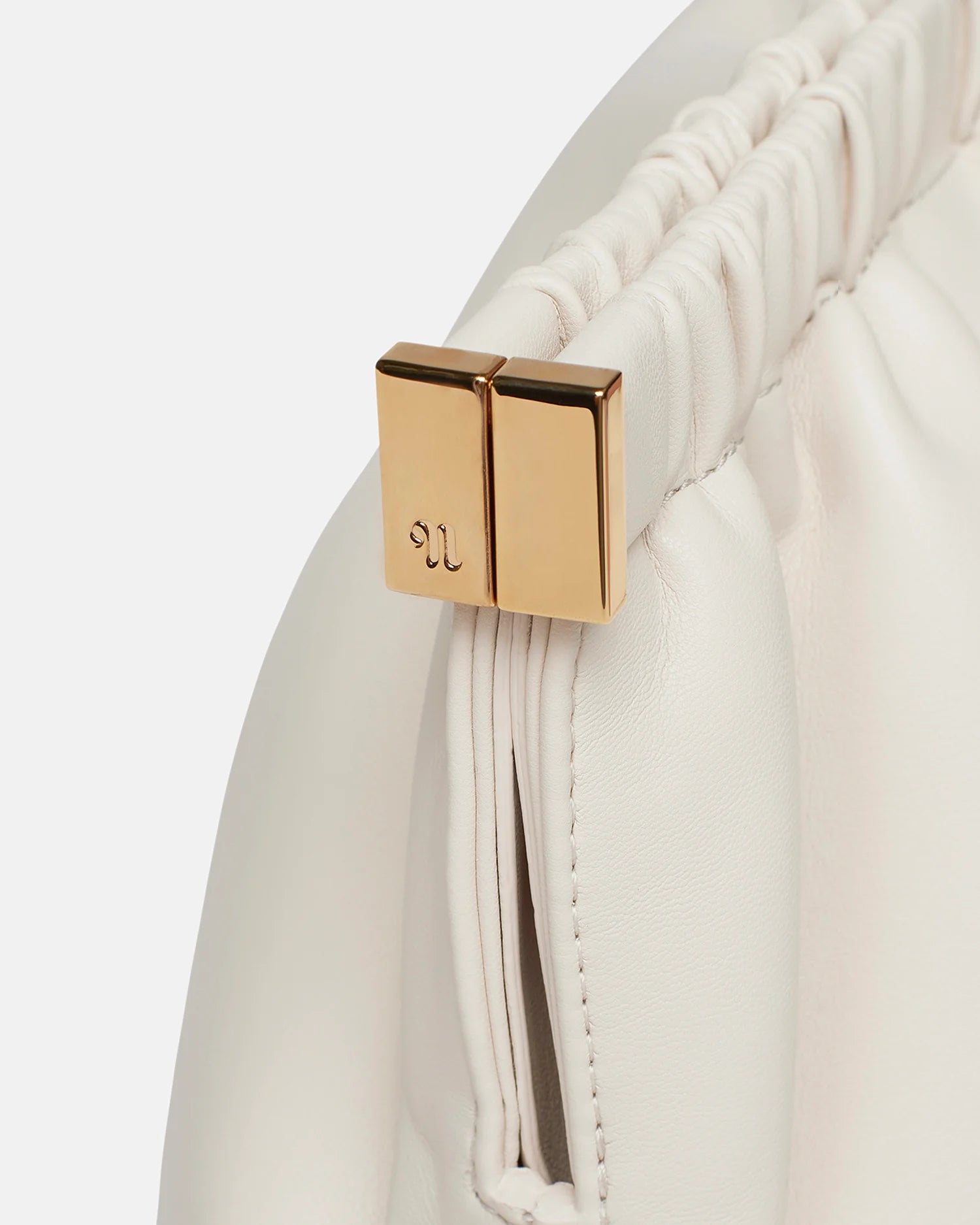 The Bar Clutch